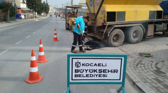 Yol Bakım Acil Müdahale ekiplerinden Darıca'daki yollara hızlı ve etkili çözümler