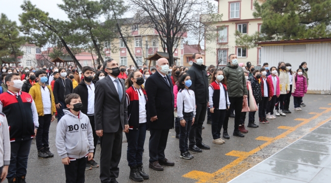 Başkan Bıyık, başarılı öğrencileri ödüllendirdi