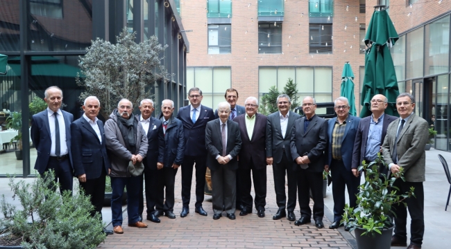 CHP'de eski il başkanları toplandı!