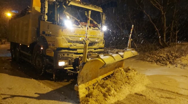  Büyükakın'dan karla mücadele eden ekiplerine teşekkür