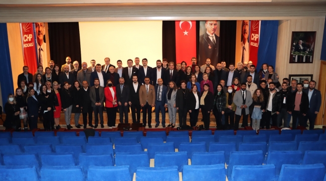 CHP'nin bilişim toplantısı 11 büyükşehirden sonra Kocaeli'de düzenlendi