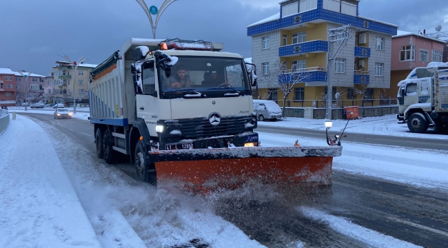 Darıca'da yollar kapanmasın diye yoğun mesai