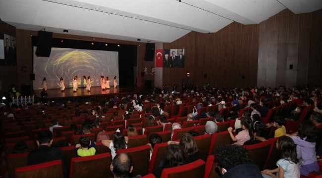 Anadolu Ateşi Kıvılcım'dan muhteşem 23 Nisan gösterisi