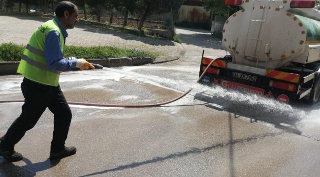 Dilovası'nda cadde ve sokaklara bayram temizliği