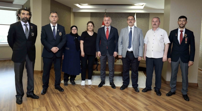 Büyükakın: İhtiyaç sahiplerinin yanındayız
