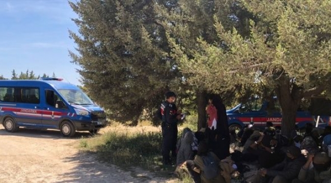 Kocaeli'de 28 yabancı uyruklu göçmen yakalandı
