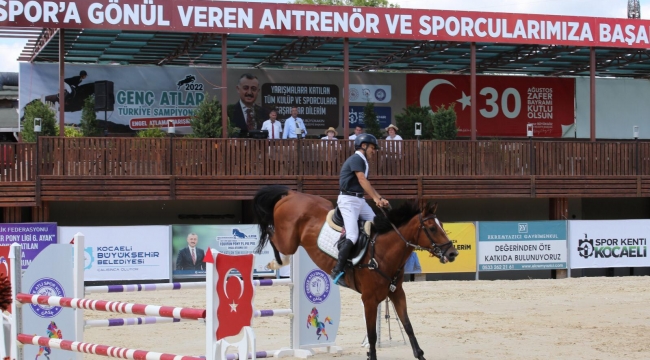 Genç Atlar Şampiyonası, Gebze'de gerçekleştirildi  