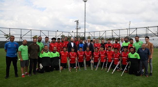 Vali Yavuz'dan Ampute Milli Takımı Futbolcularına Ziyaret