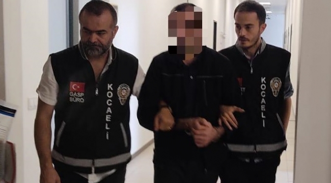Babasını bıçaklayarak öldürmüştü