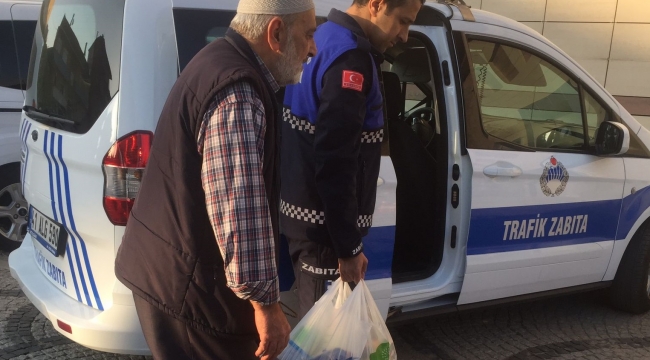 Büyükşehir zabıtasından yaşlılara yardım eli
