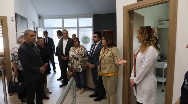 DEVA Partisi Kocaeli, Alzheimer Yaşam Evi'ni gezdi