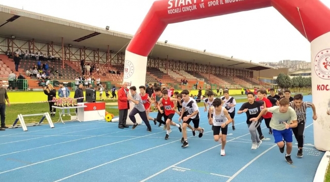 Okullararası atletizm yarışmalarında büyük heyecan yaşandı