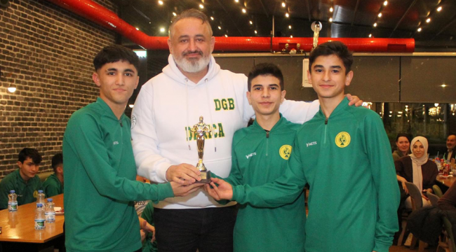 Acarhoroz, Darıca G.B altyapısında forma giyen futbolcuları ve ailelerini yemekte ağırlayacak