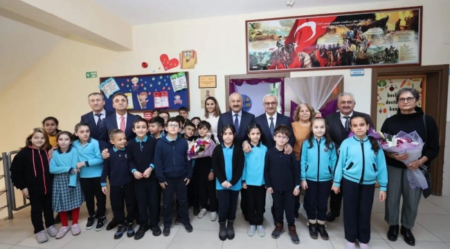 Büyükgöz'den yılın ilk ziyareti Gebzeli öğrencilere