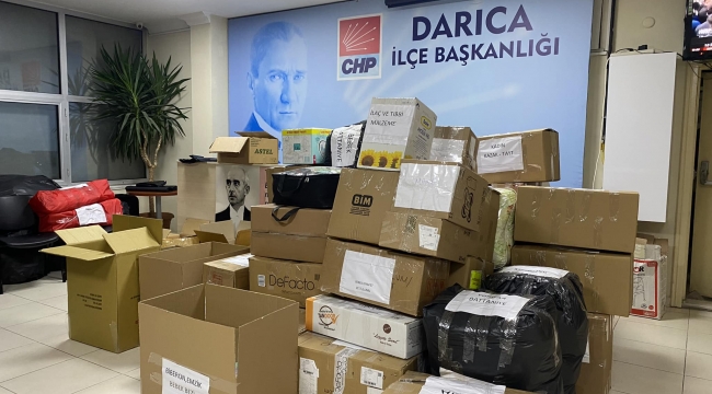 CHP Darıca depremzedelere ihtiyaç malzemesi ulaştırıyor