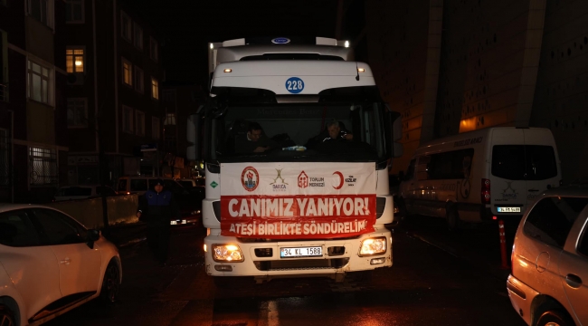 Darıca'dan deprem bölgesine gidecek olan TIR'lar yola çıktı!