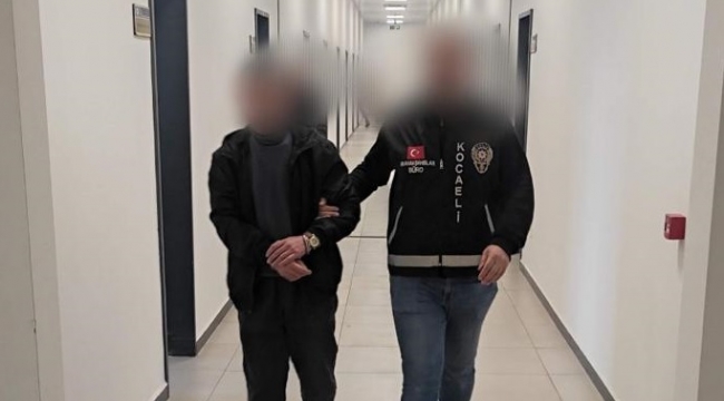 15 yıl 6 ay hapis cezası ile aranıyordu