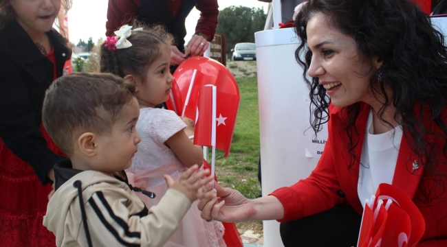 Yudum Kaşıkçı, Darıca'daki 23 Nisan kutlamalarına katıldı