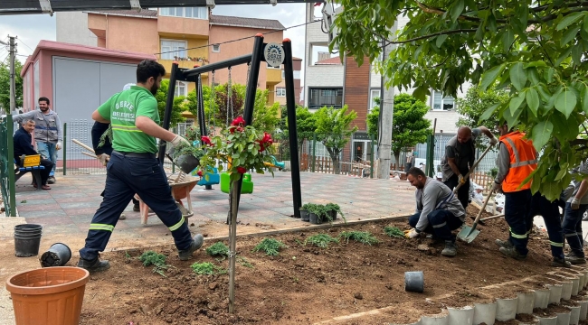 Gebze Belediyesi ekiplerinden 3 günde park imalatı