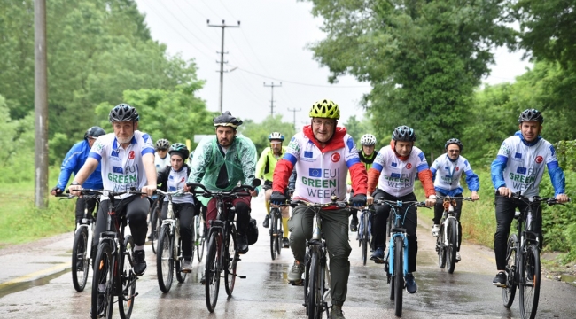 AB Yeşil Haftası Etkinliği'nde pedallar karbon nötr bir dünya için döndü