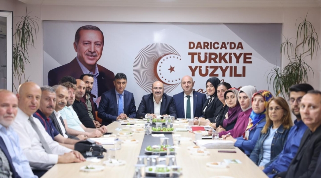 AK Parti Darıca, seçim galibiyetini kutladı