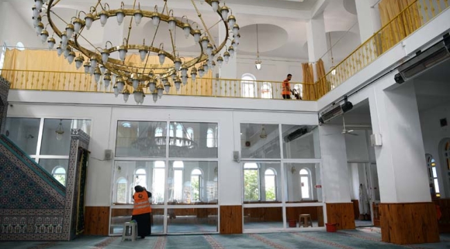 Çayırova’da ibadethaneler temizleniyor