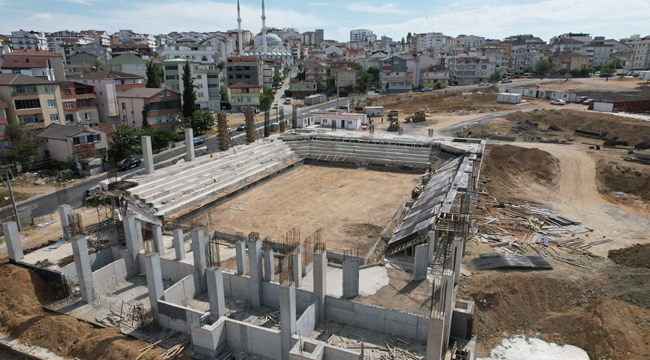 Çayırova yeni spor salonunda çalışmalar tam gaz