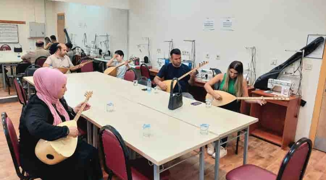Dilovası'nda bağlama kursları başlıyor