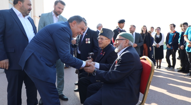 Gaziler Günü'nün 102. yılı Dilovası'nda törenle kutlandı