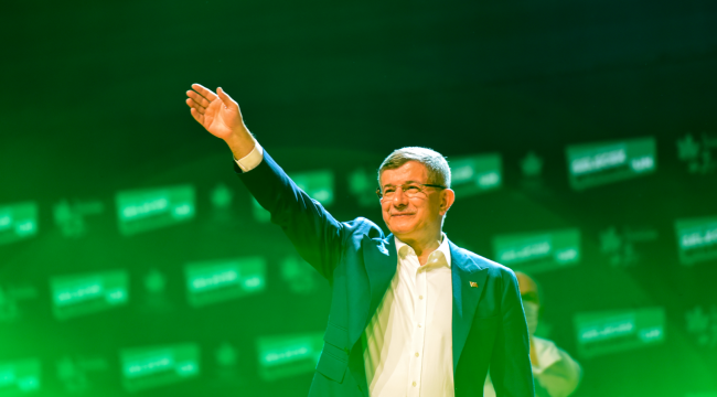 Ahmet Davutoğlu 5 Kasım'da Kocaeli'ye geliyor