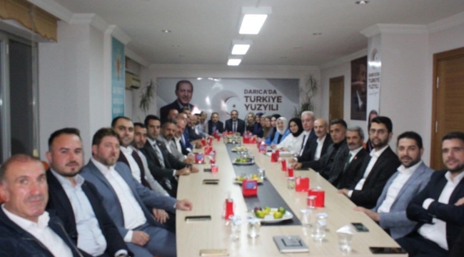 AK Parti Darıca'da yeni yönetim belli oldu