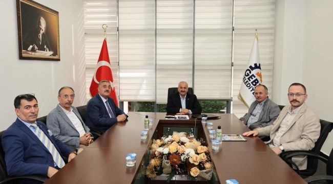 Erzurumlular Vakfı'ndan hemşehrileri başkan Büyükgöz'e ziyaret
