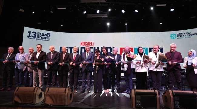 Kitap Fuarının onur konuğu Ümit Meriç: Kocaeli kültürde İstanbul'u geçti