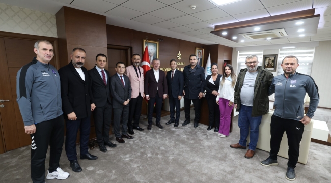 Büyükakın: Tesislerimizin tamamı halkımızın emrinde