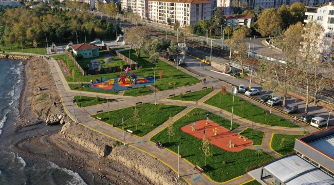 Büyükşehir'in Yarımca sahil parkı çok güzel oldu