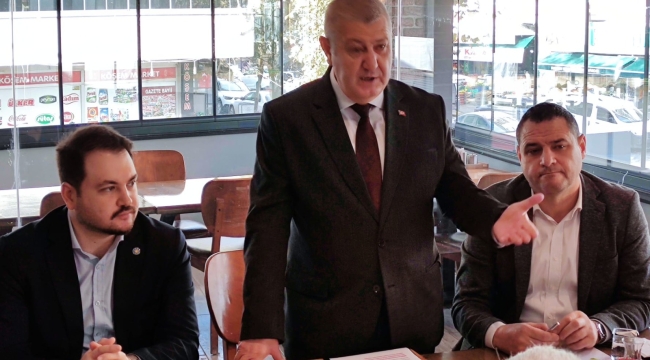 İYİ Parti belediye başkan adayı Güvenç, şeref sözü verdi