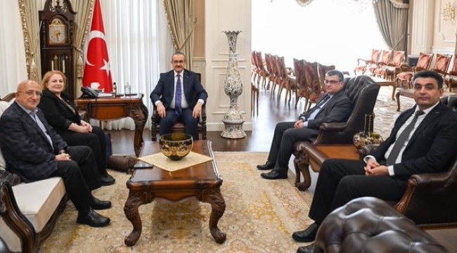 Darıca Huzur Evi binasının yeniden yapımı için valilikte bir araya geldiler