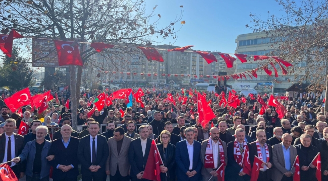 Kocaeli'de büyük yürüyüş Teröre lanet okudular!