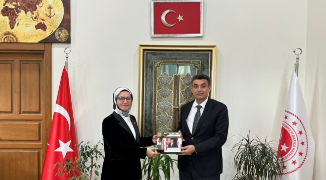 YRP Darıca Belediye Başkan adayı Fatma Kurtuluş'tan Darıca protokolüne ziyaret