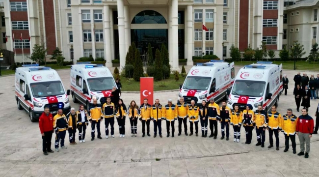 Ambulanslar, İl Sağlık Müdürlüğüne teslim edildi
