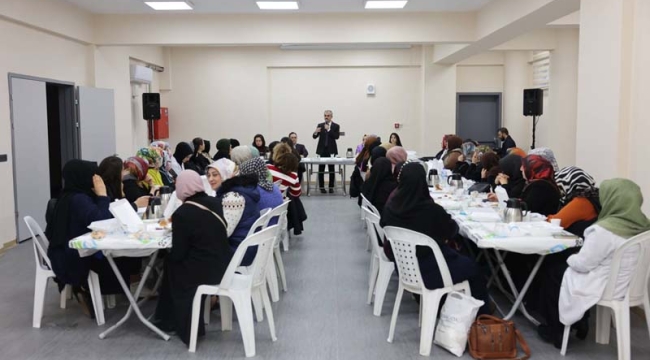 Başkan Çiftçi, bilgi evi velileriyle bir araya geldi