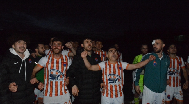 Gurur duyuyoruz... Darıca Türkeli Gençlikspor şampiyon oldu!