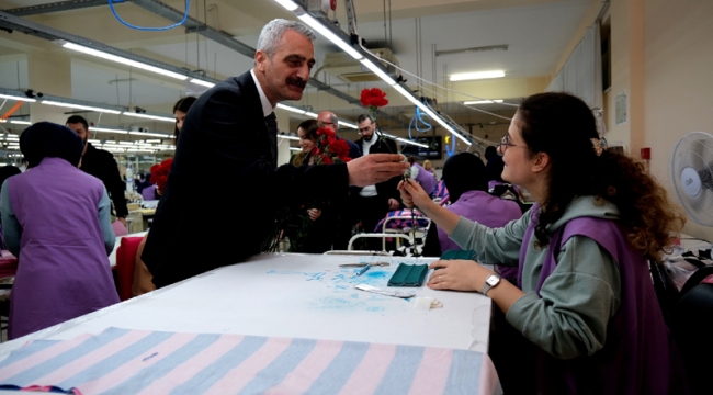 Atasoy Bilgin : "Kocaelili kadınların 8 Mart'ını içtenlikle kutlarım''