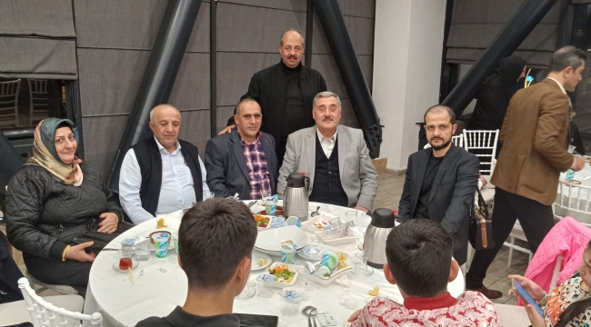 Kocaeli Erzurumlular Vakfı'ndan aile içi iftar programı