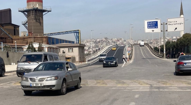 Osmangazi Aşıroğlu'ndaki ilave köprü açıldı