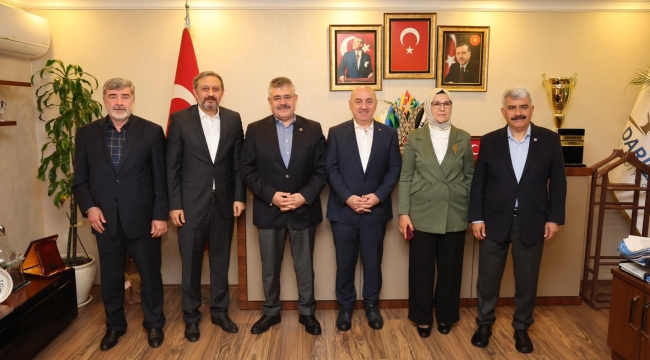 Ak Parti Kocaeli Milletvekillerinden Başkan Bıyık'a hayırlı olsun ziyareti