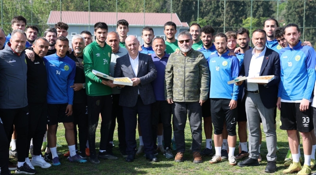 Başkan Bıyık'tan Darıca G.B'li futbolculara prim sözü!