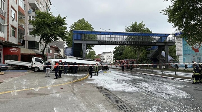 Benzin yüklü tanker kaza yaptı, patlama riskine karşı evler boşaltıldı