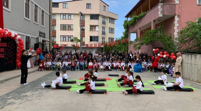 Çocuk kulüplerinde 23 Nisan coşkusu