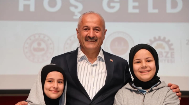 Gebze’de Hadis-i Şerif Ezberleme Yarışması